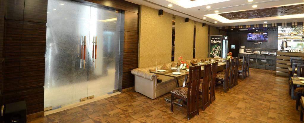Hotel Metro View Delhi Zewnętrze zdjęcie