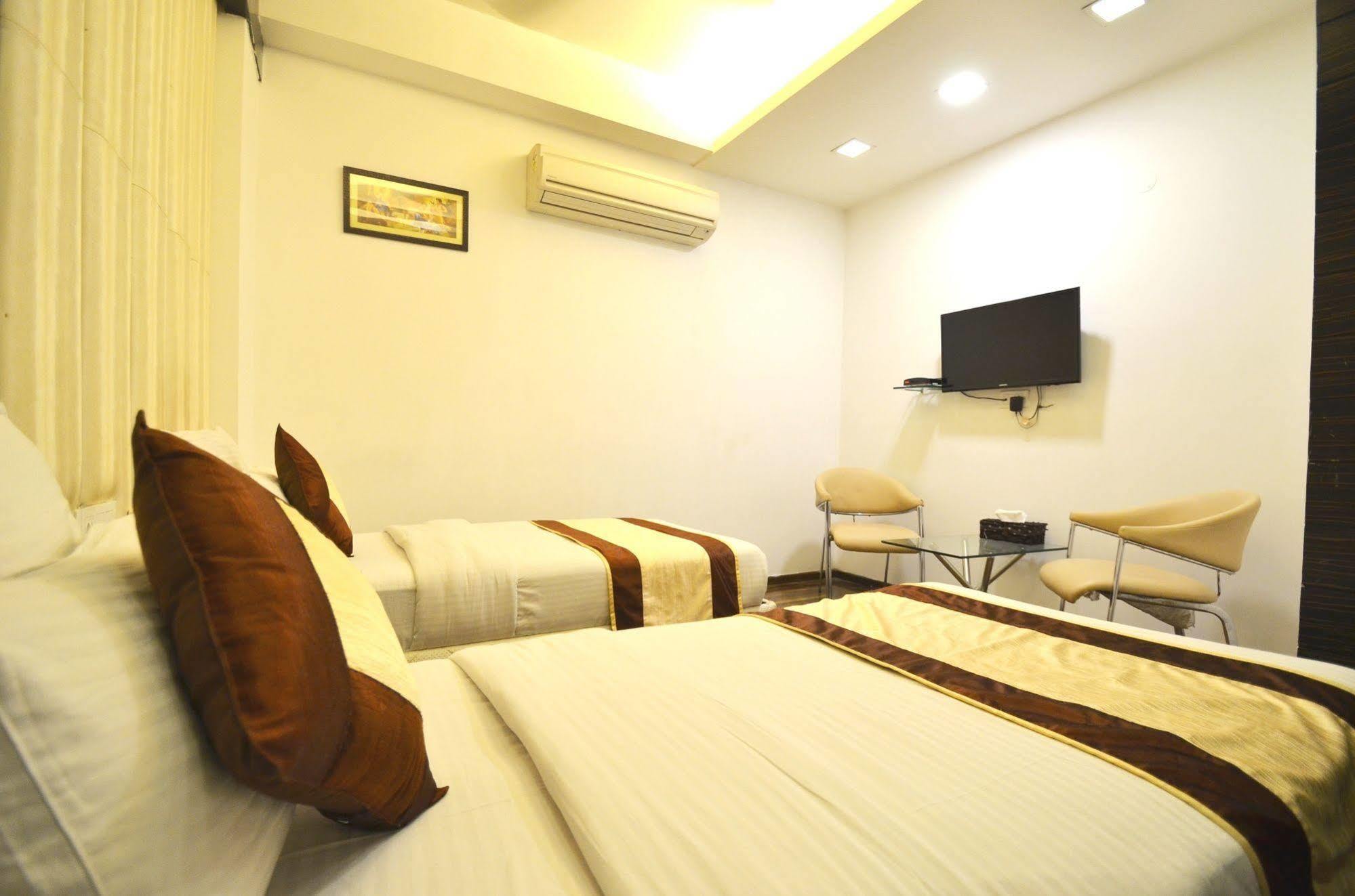 Hotel Metro View Delhi Zewnętrze zdjęcie