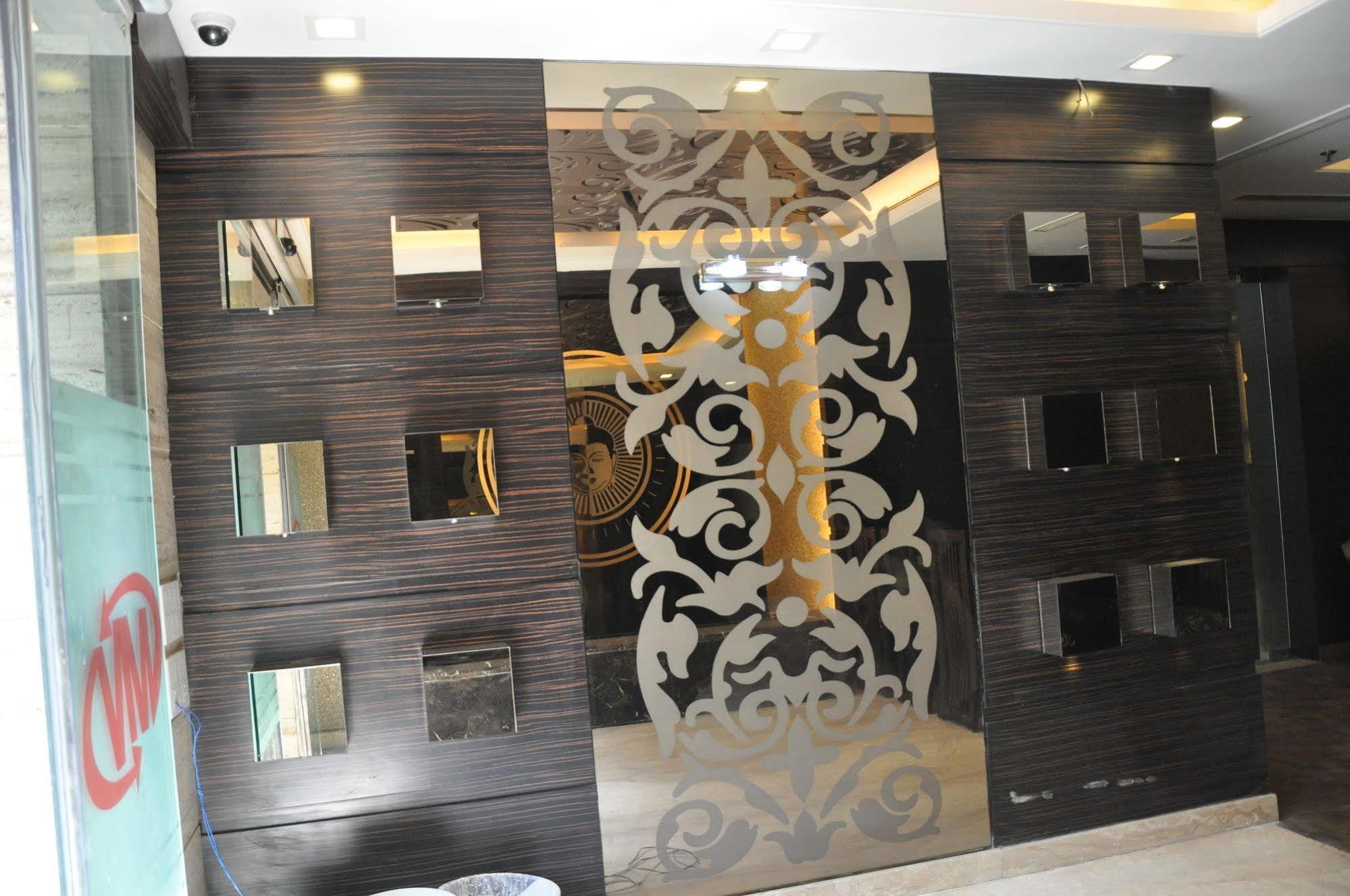 Hotel Metro View Delhi Zewnętrze zdjęcie