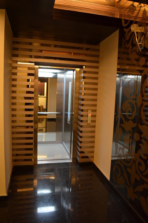 Hotel Metro View Delhi Zewnętrze zdjęcie